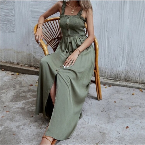 Boho shirred button through maxi dress - Picture 2 of 6
